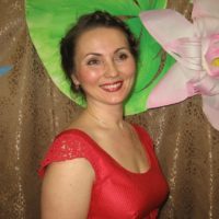 Елена Романова